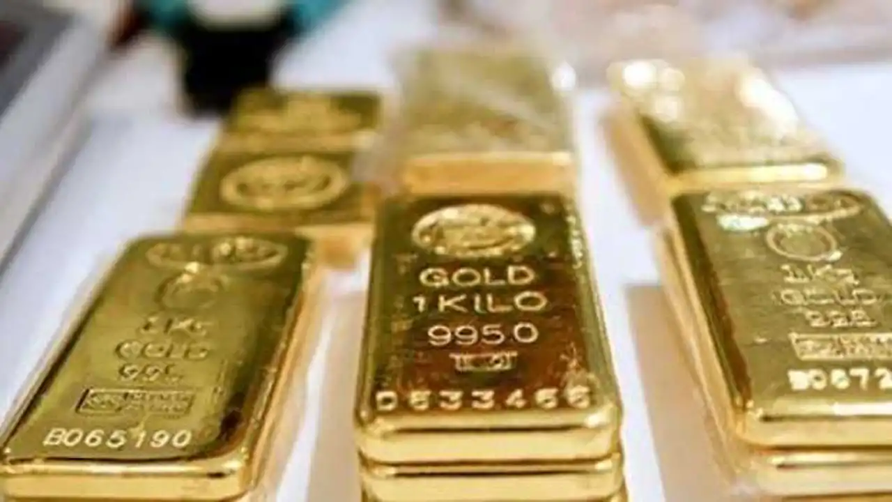 قمة تاريخية جديدة.. أسعار الذهب تكسر حاجز الأرقام القياسية في تعاملات البورصة العالمية